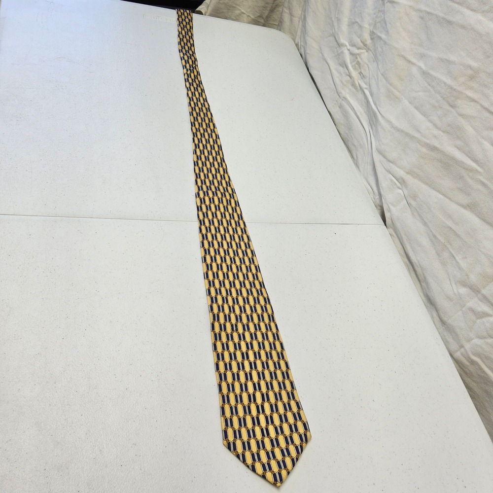 Brooks Brothers Silk Tie Mens Yellow Navy Blue Geometric Chain Link Makers USA - Picture 8 of 9